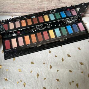 Kleancolor "My Whole Universe" Eyeshadow Palette